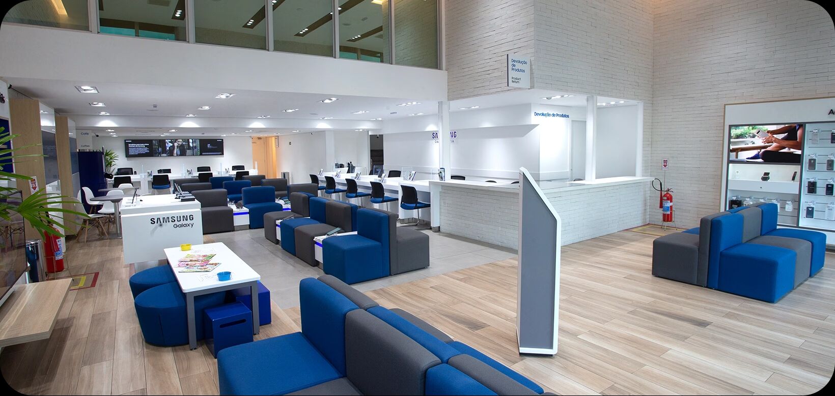 Interior de uma unidade do Grupo Multifix, assistência técnica autorizada Samsung
